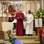 Bishop Alan & Revd. Lizzie Hood before the start of the service.